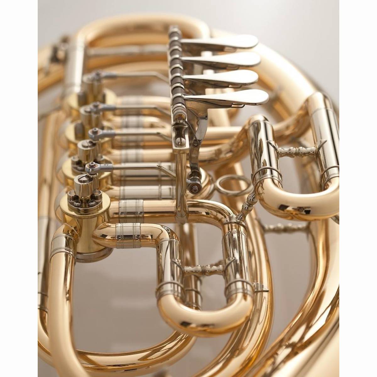 MAT24G-L Tenorhorn Lack mit Etui