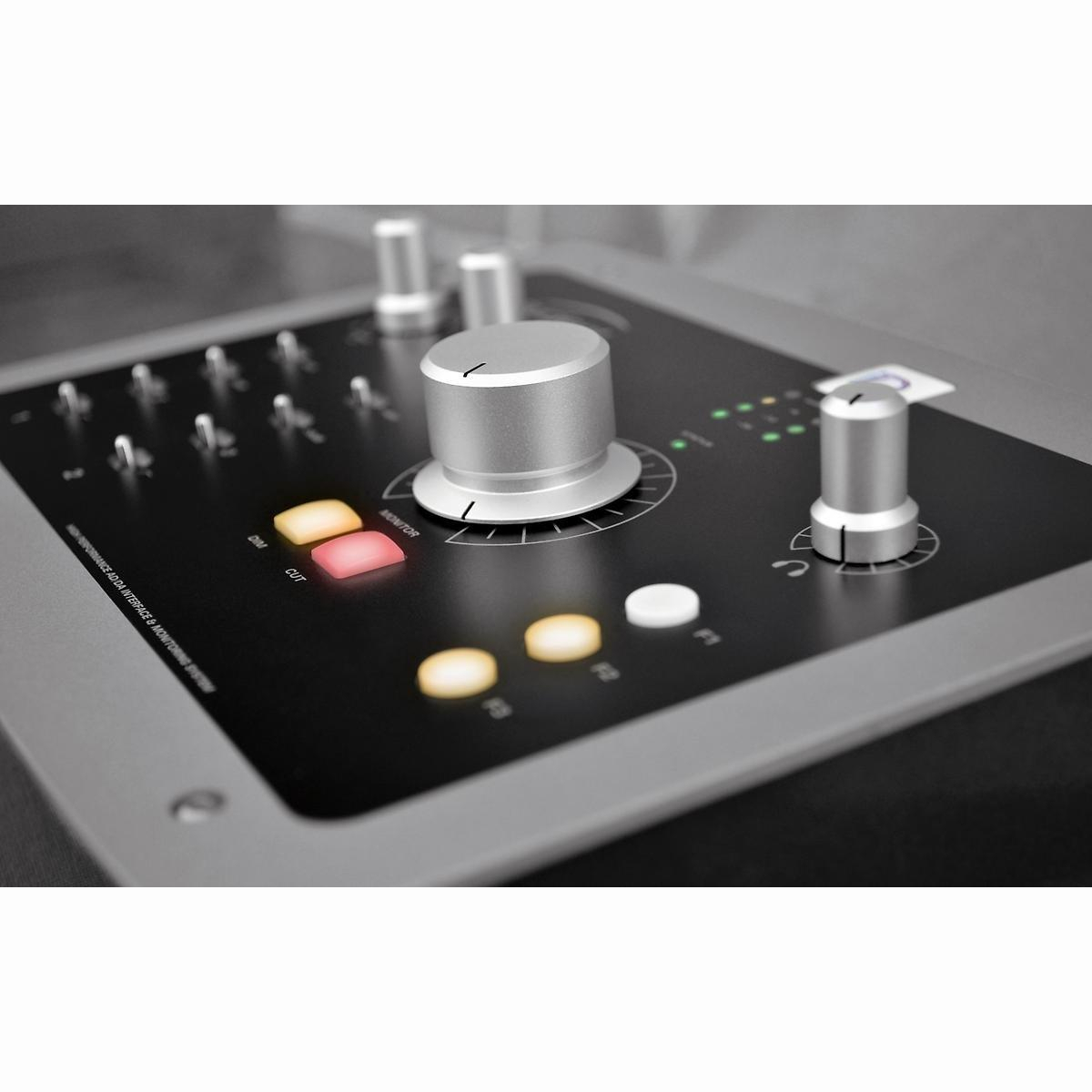 ID 22 10/14 Kanal USB-Audiointerface