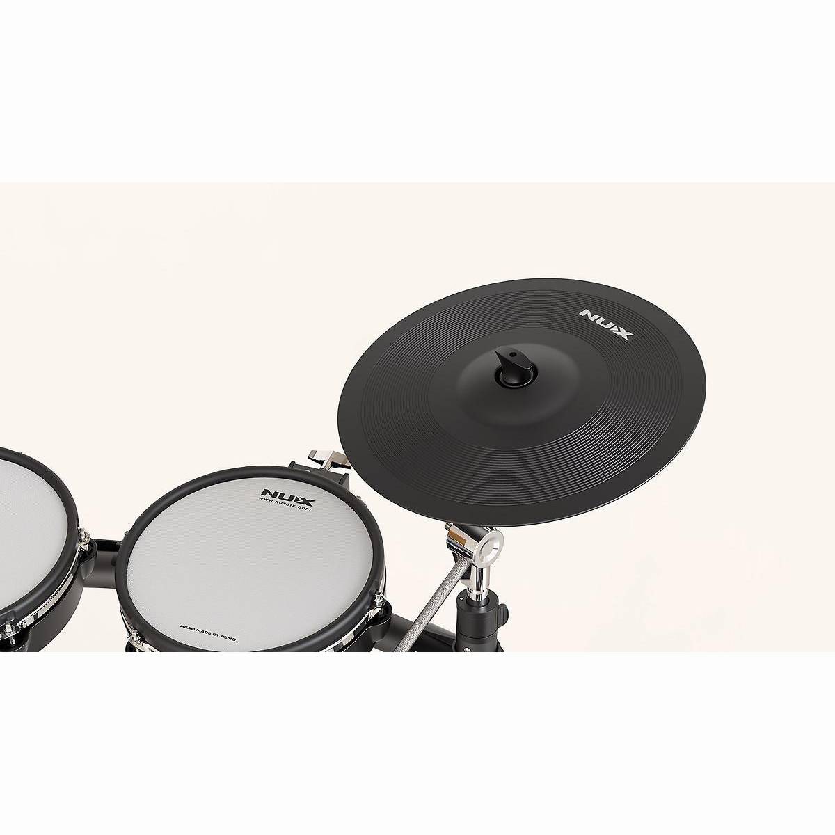 DM-8 Drumset inkl. Rack + Pedal