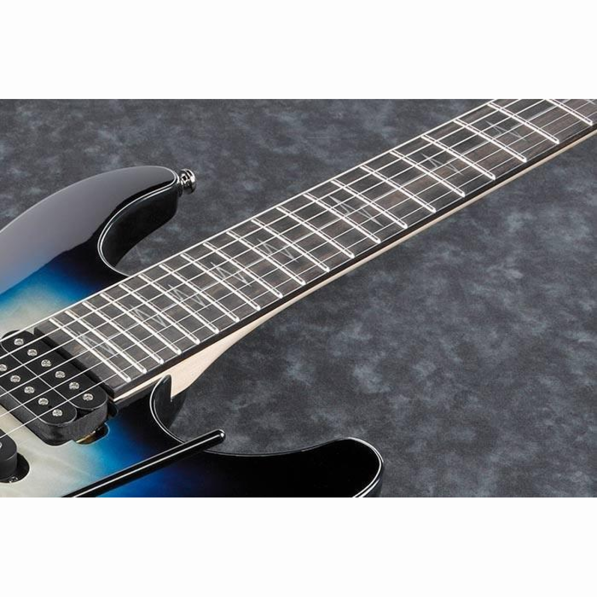 JIVAJR-DSE Nita Strauss Signature