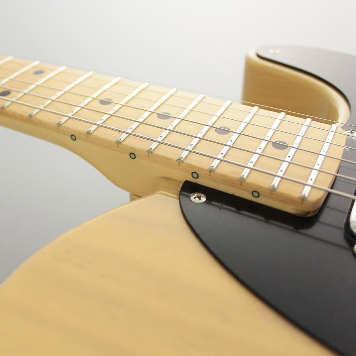 Neo Classic T 100 Off White Blonde