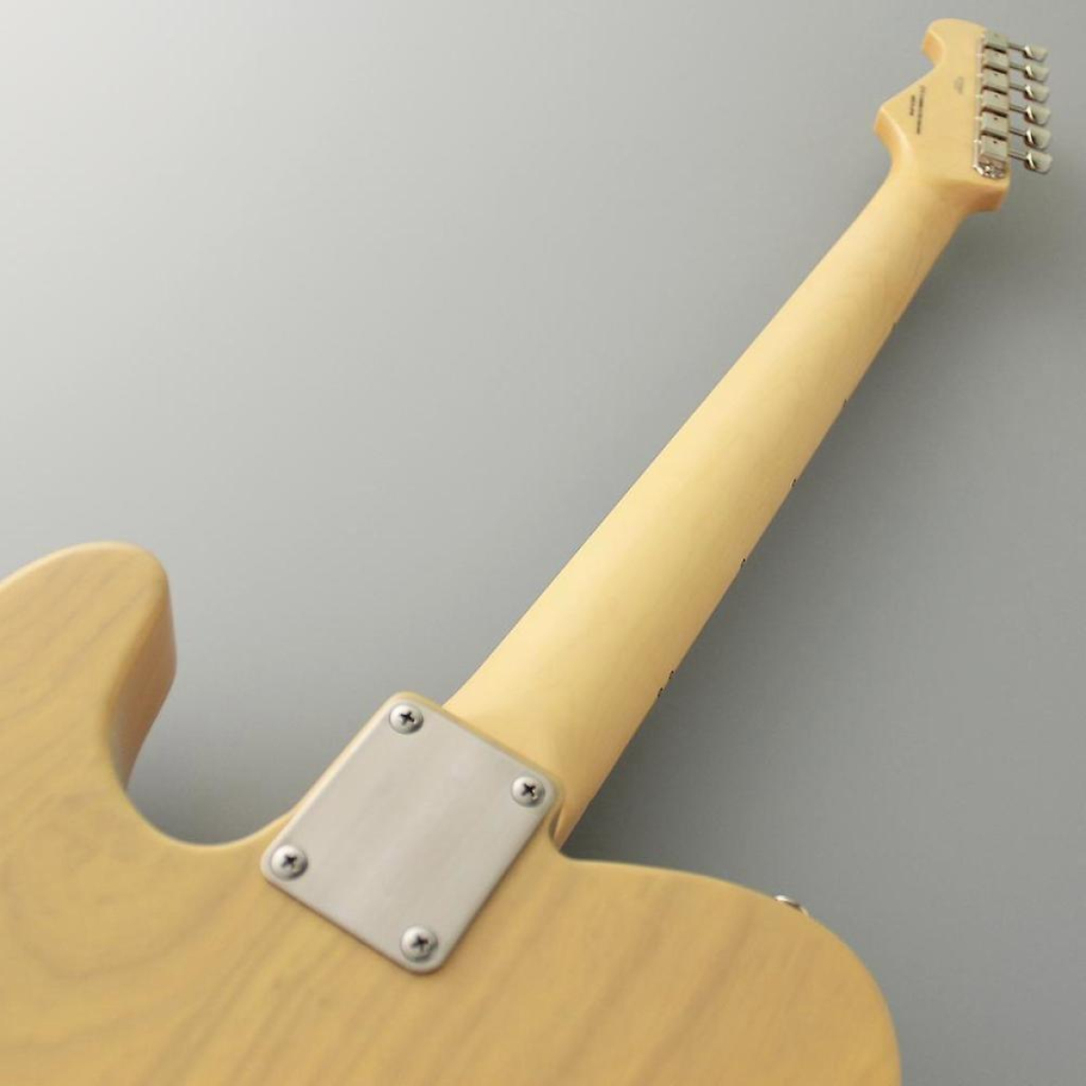 Neo Classic T 100 Off White Blonde