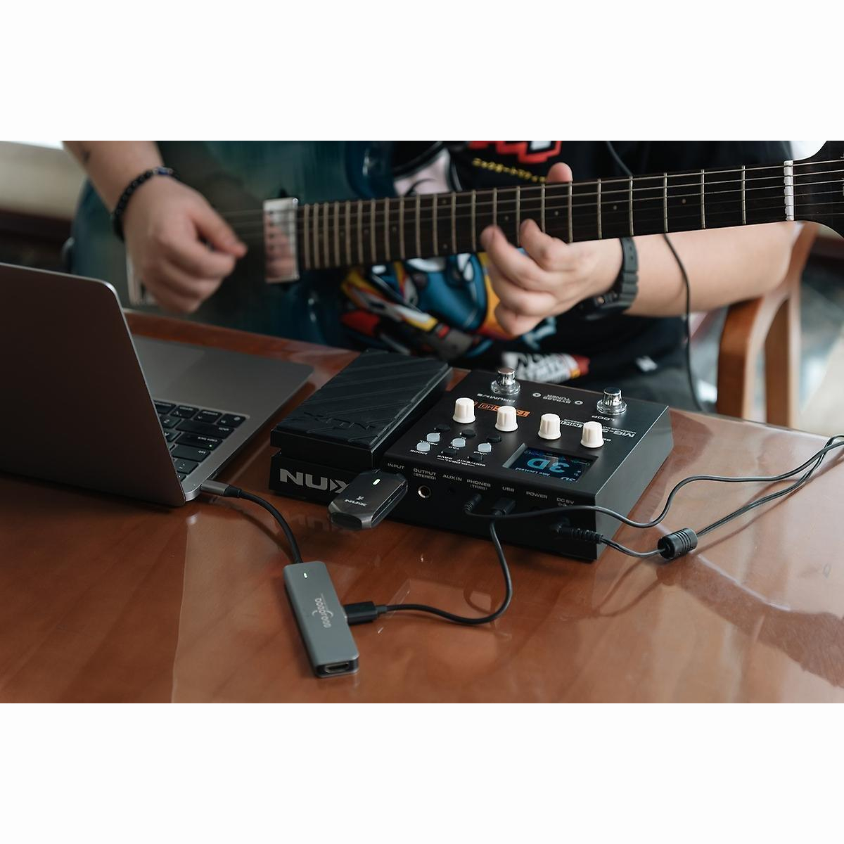 MG-300 MKII Modelling Guitars Effect