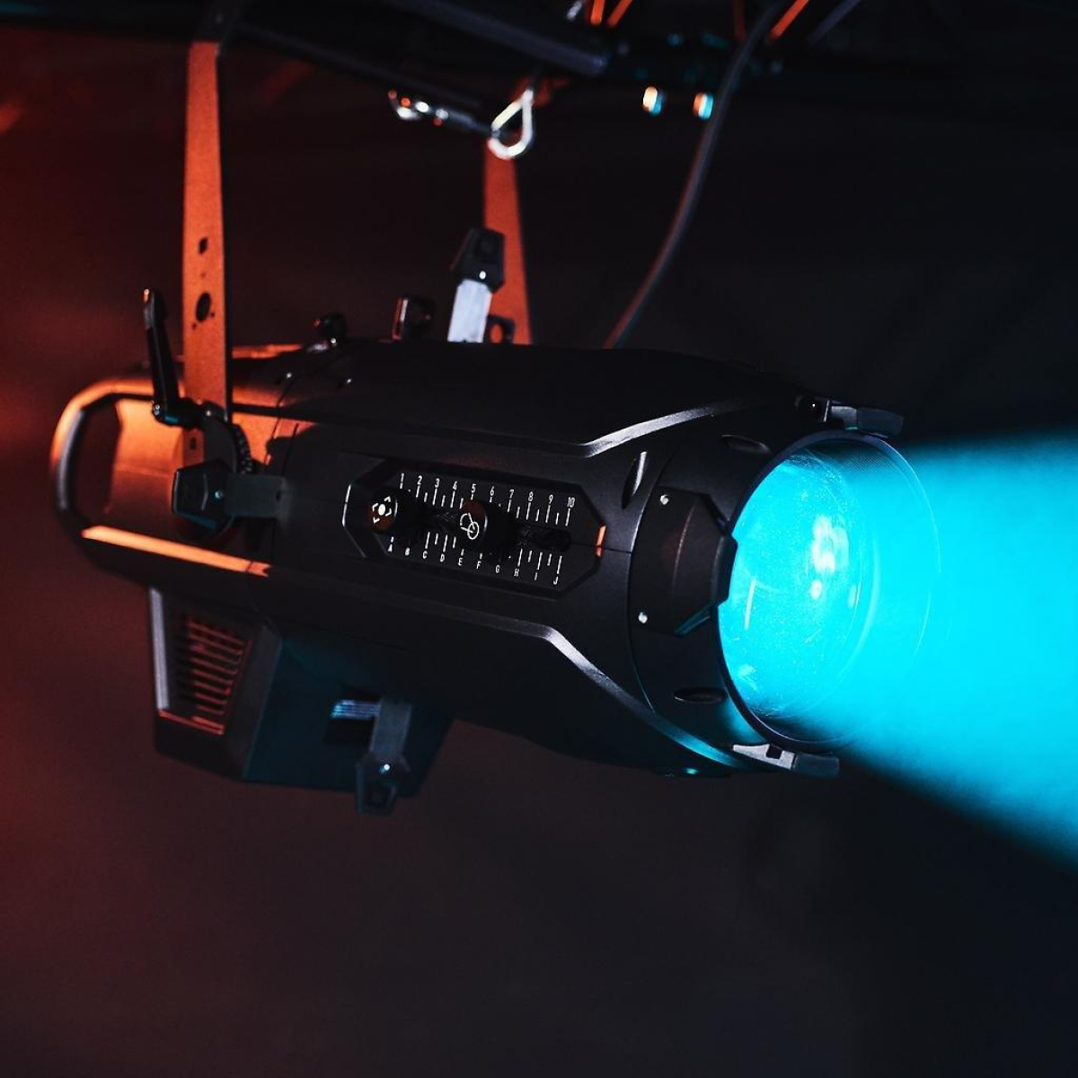 P6 LED Profilscheinwerfer