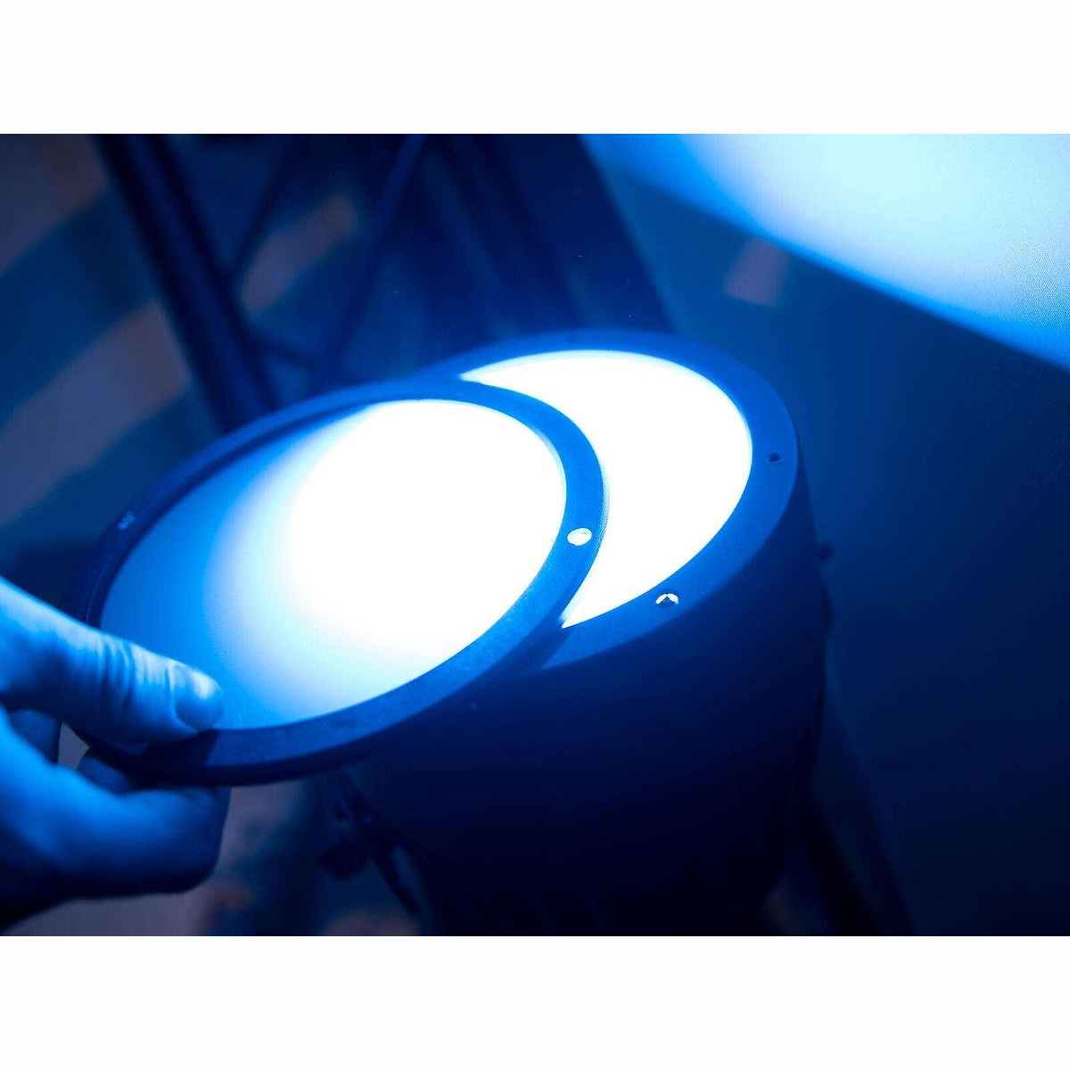 LED Theatre COB 200 RGB+WW LED Theatre COB 200 RGB+WW