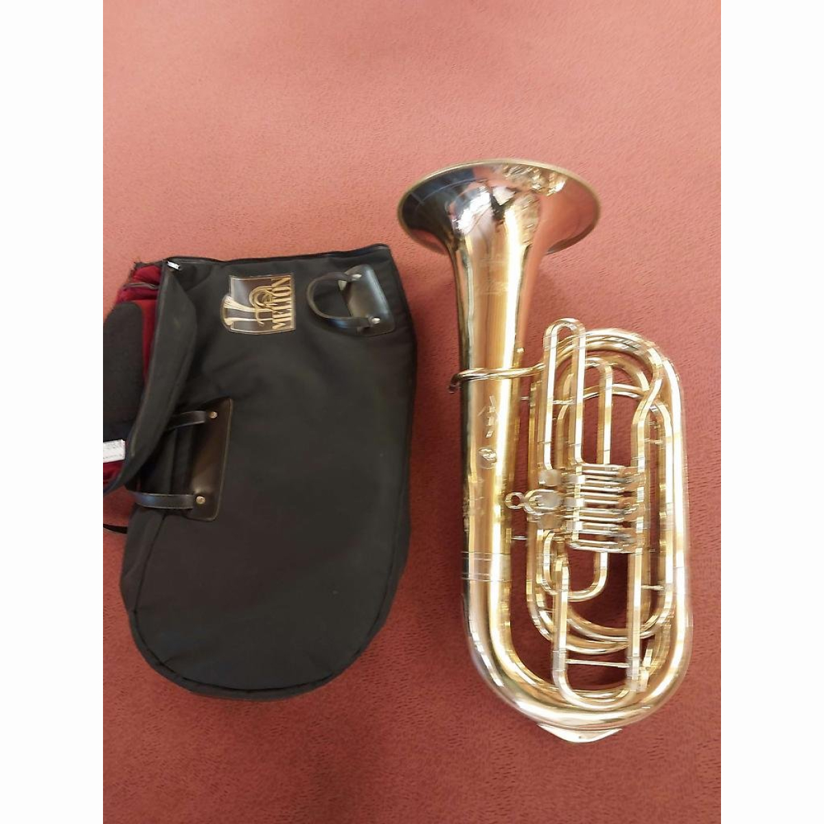Tuba/B B+M 3-Ventile mit Gigbag Tuba/B B+M 3-Ventile mit Gigbag
